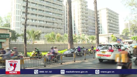 Biến vỉa hè bị chiếm dụng thành mảng xanh, lối đi bộ