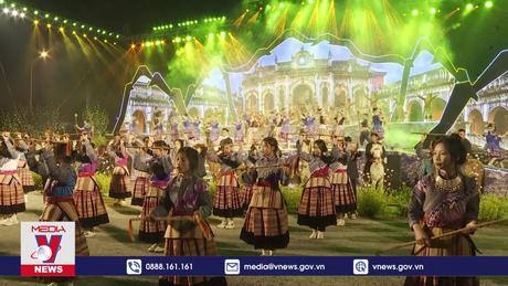 Khai mạc Festival Cao nguyên trắng Bắc Hà “Nghiêng say mùa xuân”