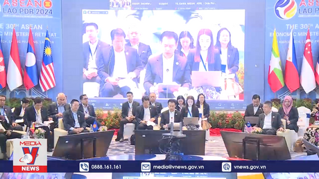 ASEAN tăng cường hợp tác kinh tế; Thúc đẩy Kết nối và Tự cường