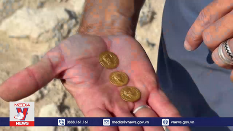 Phát hiện tiền vàng giả có niên đại 2.000 năm