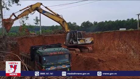 Nghịch lý thiếu đất san lấp mặt bằng ở Quảng Trị