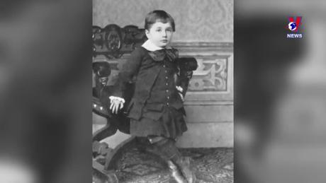 Thông điệp lịch sử: Nhà bác học Albert Einstein