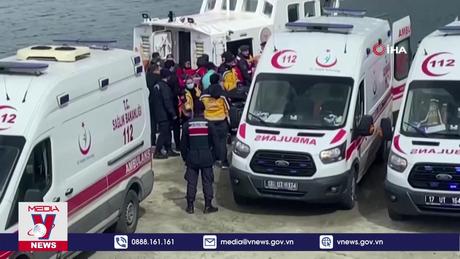 Chìm xuồng ngoài khơi Thổ Nhĩ Kỳ khiến nhiều người thiệt mạng