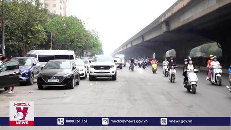 Hà Nội triển khai thu phí đỗ xe không dùng tiền mặt từ 1/5