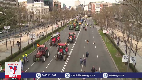 Nông dân Tây Ban Nha phản đối các quy định môi trường