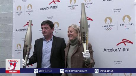 Pháp tăng cường an ninh bảo vệ ngọn đuốc Olympic