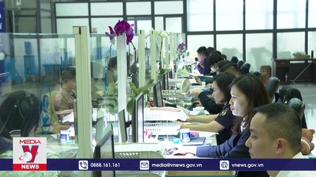 Cửa khẩu quốc tế Hữu Nghị kéo dài thời gian thông quan