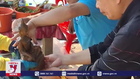 Lào khai quật được nhiều tượng phật bằng đồng