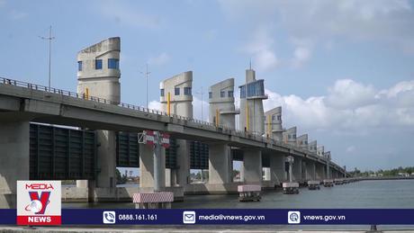 Kiên Giang vận hành hiệu quả hệ thống cống ngăn mặn