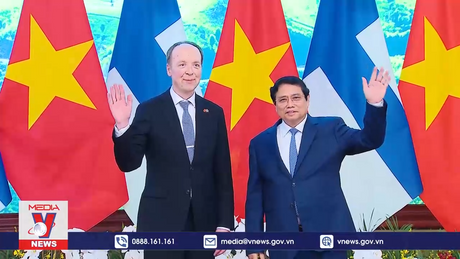 Thủ tướng hội kiến Chủ tịch Quốc hội Phần Lan