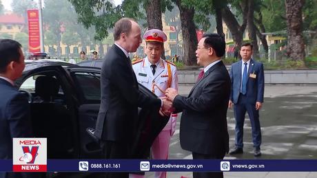 Chủ tịch Quốc hội Phần Lan thăm chính thức Việt Nam