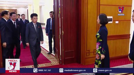  Thường trực Ban Bí thư tiếp đoàn đại biểu Triều Tiên
