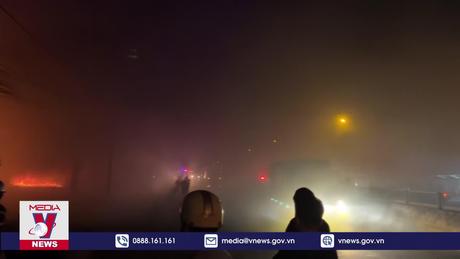 Long An đã khống chế được vụ cháy kho phế liệu