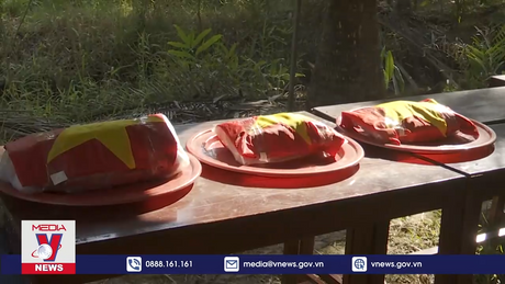 Quy tập hài cốt liệt sỹ tại khu vực Nghĩa trang tạm Hàng Me