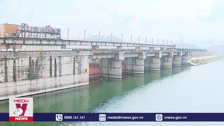 Triệt để tiết kiệm nước, thủy điện Hòa Bình chuẩn bị cho mùa khô