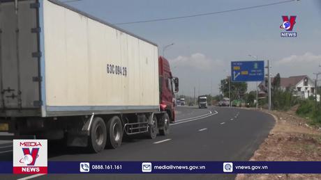 Khẩn trương ban hành quy chuẩn kỹ thuật quốc gia về đường bộ cao tốc 