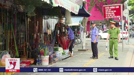 Lập lại trật tự xung quanh khu vực chợ du lịch