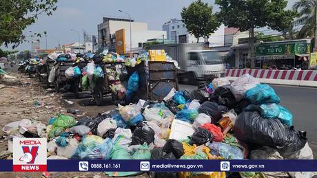 Rác thải ùn ứ do nhà máy đốt rác ngừng hoạt động