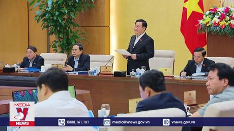 Ủy ban Thường vụ Quốc hội khai mạc Phiên họp chuyên đề pháp luật