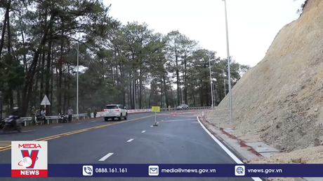 Nguy cơ sạt lở trên đèo Prenn ở Đà Lạt