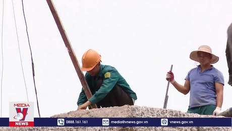 Cao điểm đợt nắng nóng diện rộng đầu tiên ở Hà Nội