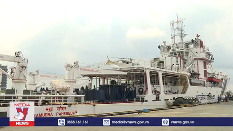 Tàu Cảnh sát biển Ấn Độ thăm TP.HCM