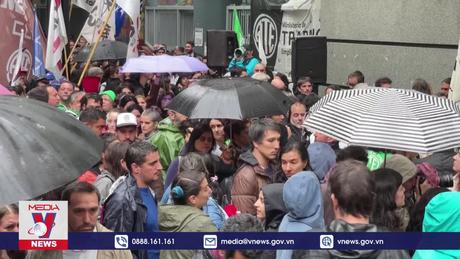 Đình công lớn tại Argentina phản đối sa thải viên chức