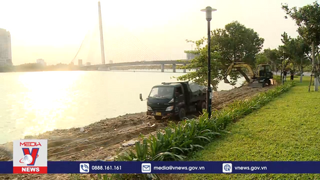 Khẩn trương xử lý việc đổ xà bần lấn sông Hàn
