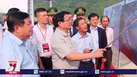 Thủ tướng Phạm Minh Chính thăm, làm việc tại Thừa Thiên Huế