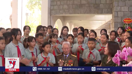 Bồi đắp tình yêu lịch sử cho thiếu nhi