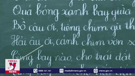 Những lớp xóa mù chữ ở vùng cao Mường Chà
