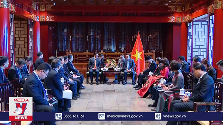 Chủ tịch Quốc hội tiếp lãnh đạo một số Tập đoàn hàng đầu của Trung Quốc