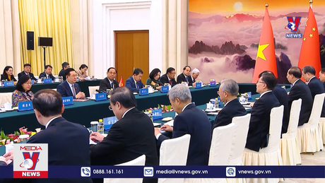 Chủ tịch Quốc hội hội kiến Chủ tịch chính hiệp toàn quốc Trung Quốc