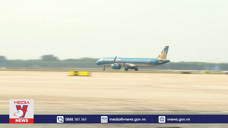 Cần luật hóa việc chiếu đèn laser đe dọa an toàn bay