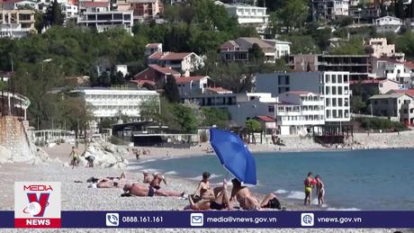 Nhiệt độ cao bất thường kéo dài tại châu Âu