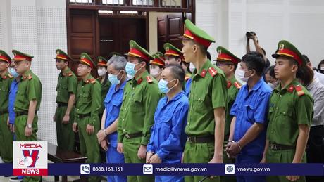 Xét xử cựu Giám đốc Công an thành phố Hải Phòng và 12 bị cáo