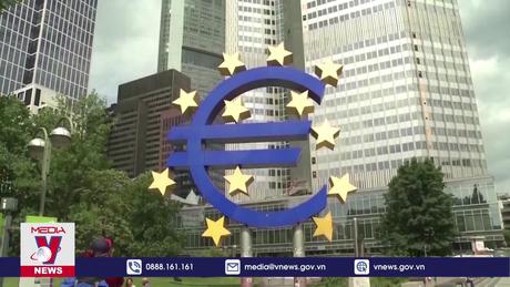 ECB giữ nguyên lãi suất ở mức cao kỷ lục