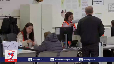 Thế giới 360 độ: Tìm lối đi