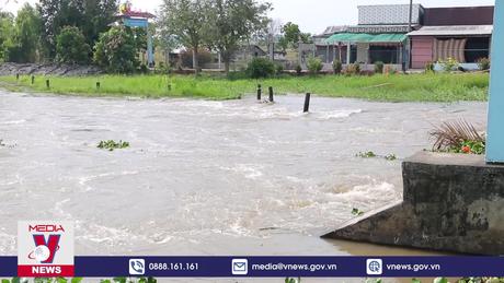 Khắc phục tạm thời sạt lở tại cống Tam Sóc, tỉnh Sóc Trăng