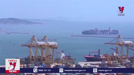 Xuất nhập khẩu của Trung Quốc biến động mạnh 