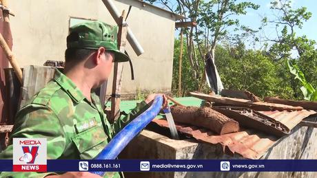 Hỗ trợ người dân vùng biên nước sinh hoạt do nắng hạn kéo dài