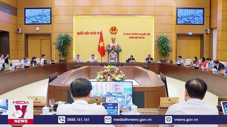 Khai mạc Phiên họp thứ 32 của Ủy ban Thường vụ Quốc hội
