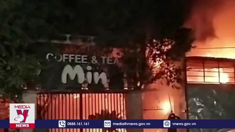 Cháy xưởng may trong khu dân cư Bình Dương