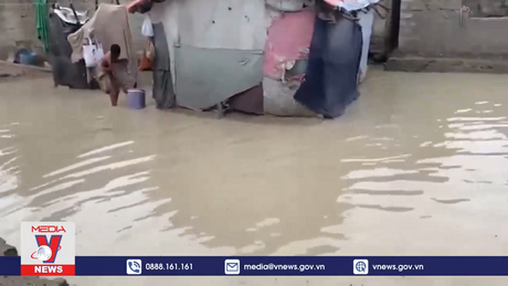 Lũ lụt gây thiệt hại tại nhiều nước