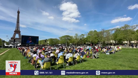 Cuộc thi chép chính tả lớn nhất thế giới