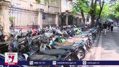 Hà Nội thí điểm thanh toán giữ xe không tiền mặt
