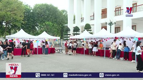 Không gian giao lưu văn hóa đa sắc màu 