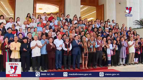 Thủ tướng gặp mặt “những ngọn lửa giữ hồn văn hóa dân tộc” 