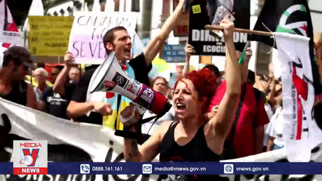 Biểu tình phản đối tình trạng quá tải du lịch ở Tây Ban Nha