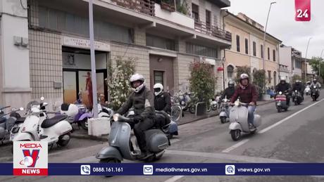 Tưng bừng Ngày Vespa Thế giới 2024 tại Italy